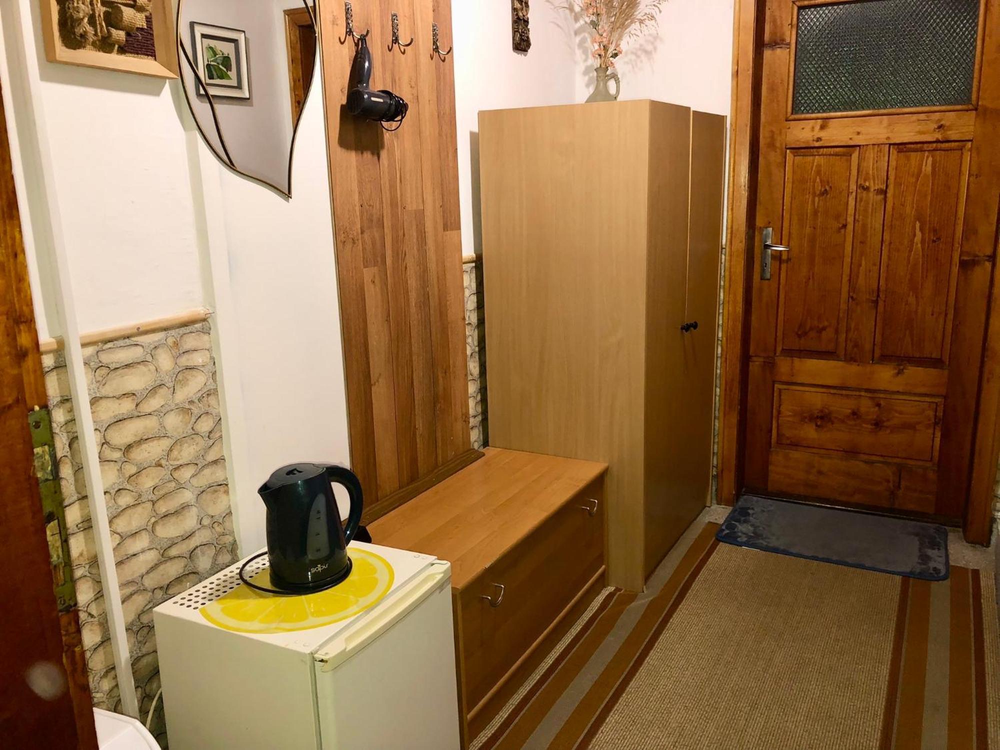 Niya Guest House Beli Iskar Ngoại thất bức ảnh