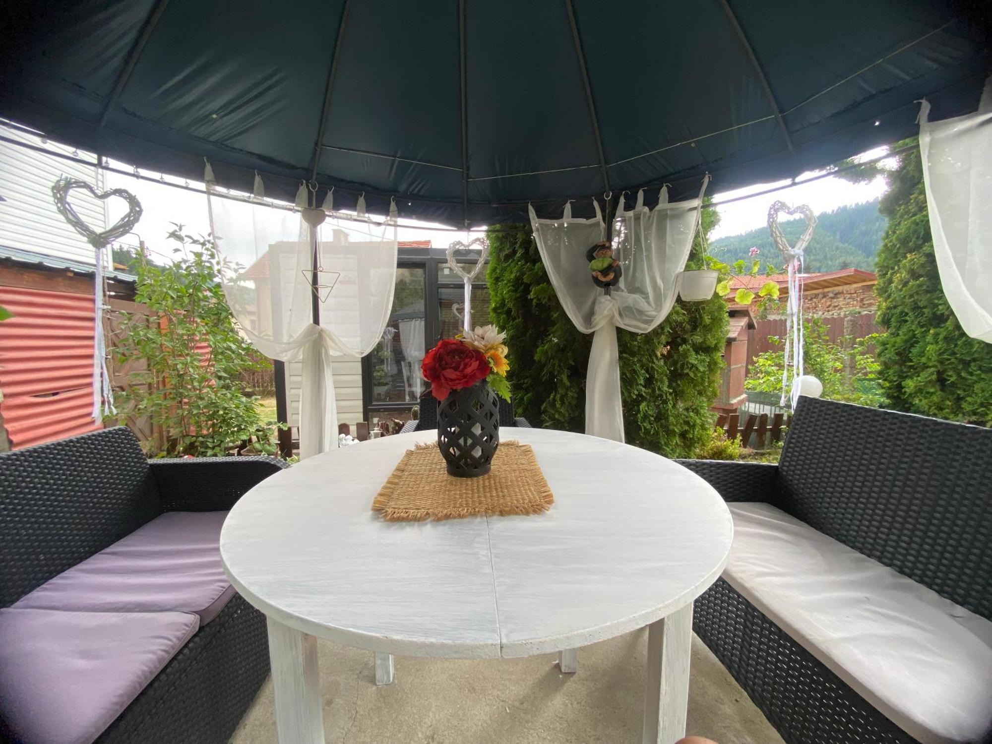 Niya Guest House Beli Iskar Ngoại thất bức ảnh